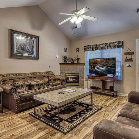 Rock Of Ages, Hot Tub, Game Room, Wifi, 1089 Free Tickets Each Paid Day, Dollywood And More بيدجن فورج المظهر الخارجي الصورة