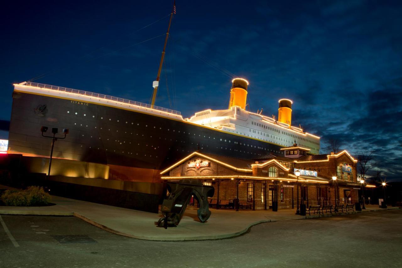 Rock Of Ages, Hot Tub, Game Room, Wifi, 1089 Free Tickets Each Paid Day, Dollywood And More بيدجن فورج المظهر الخارجي الصورة